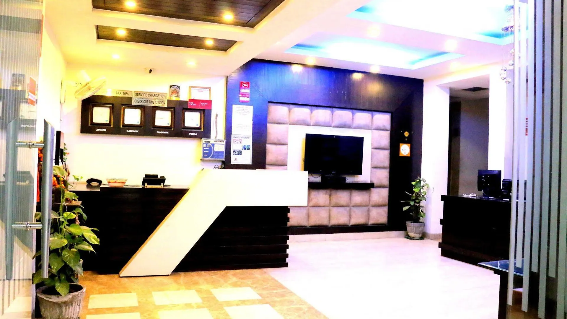 Hotel Benz International Delhi