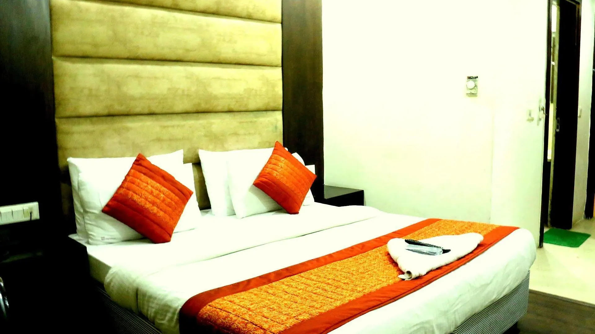 Hotel Benz International Delhi